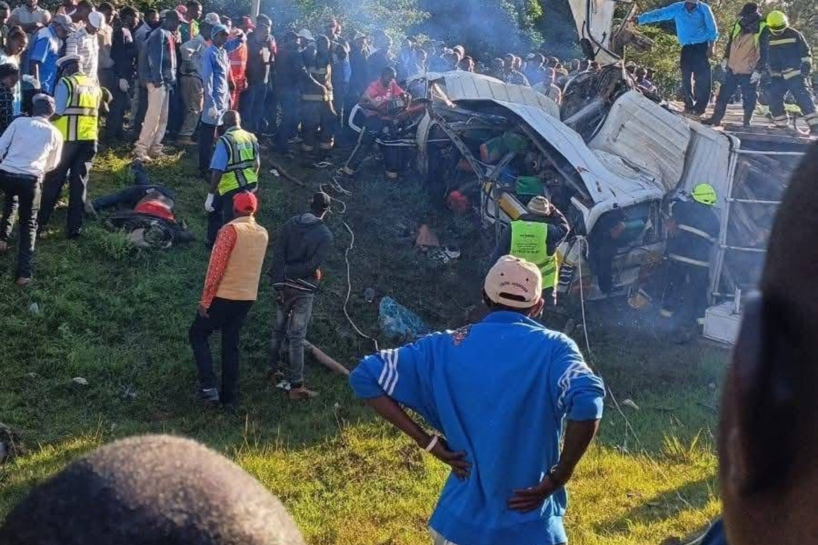 File image of a fatal accident which claimed 15 lives along the Nyeri-Nyahururu highway.